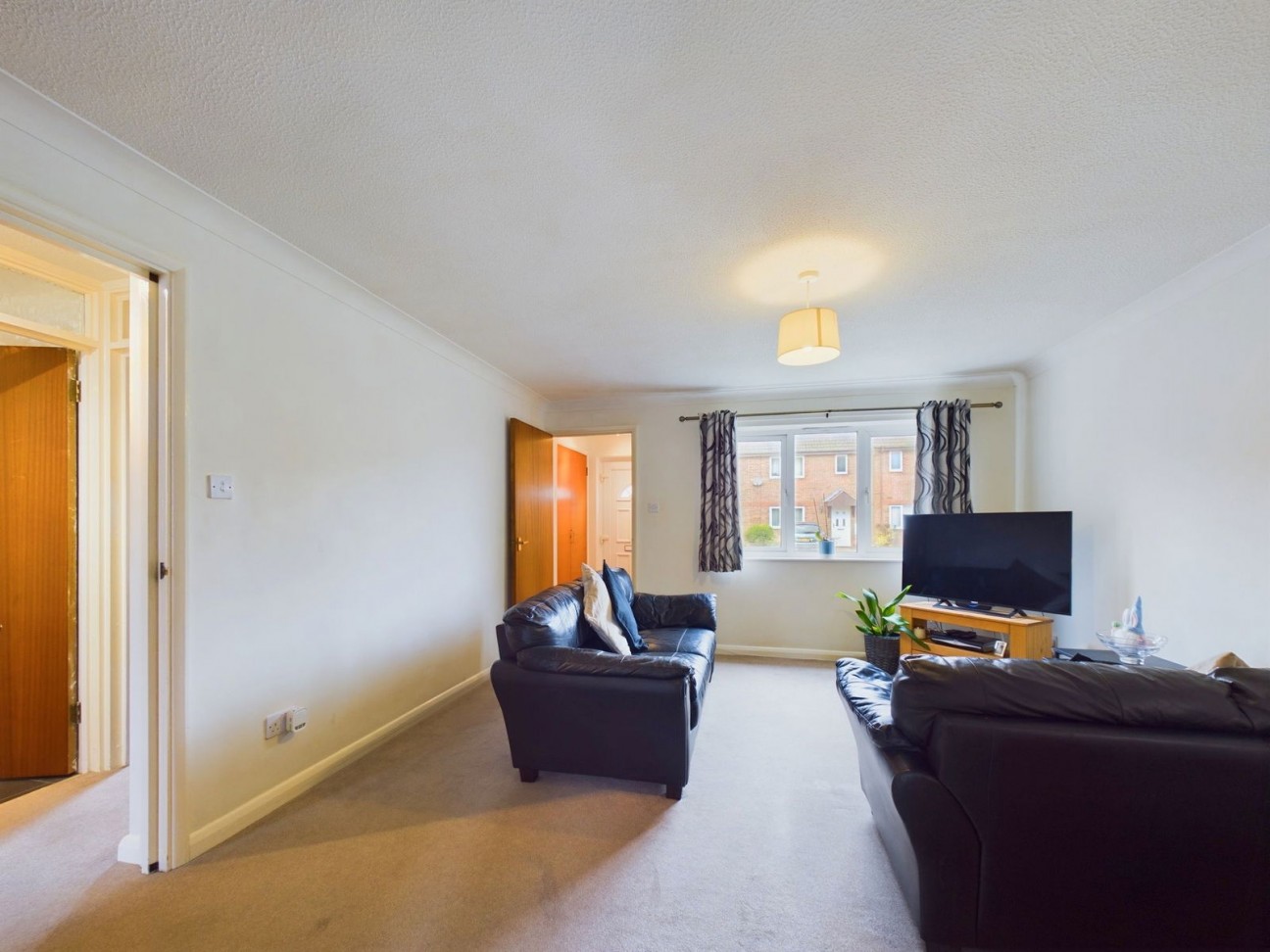 Whiting Court | Moulton | NN3