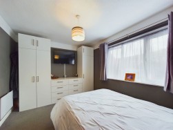 Whiting Court | Moulton | NN3