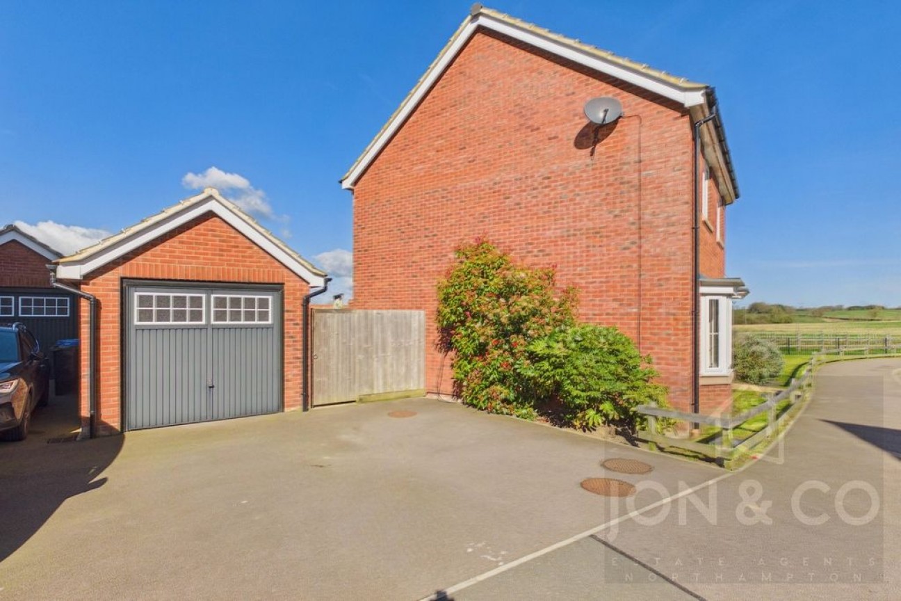 Mulbridge Way | Moulton | NN3