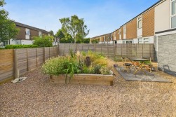 Appleby Walk | Lake View | NN3