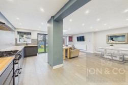 Cowgill Close | Cherry Lodge | NN3