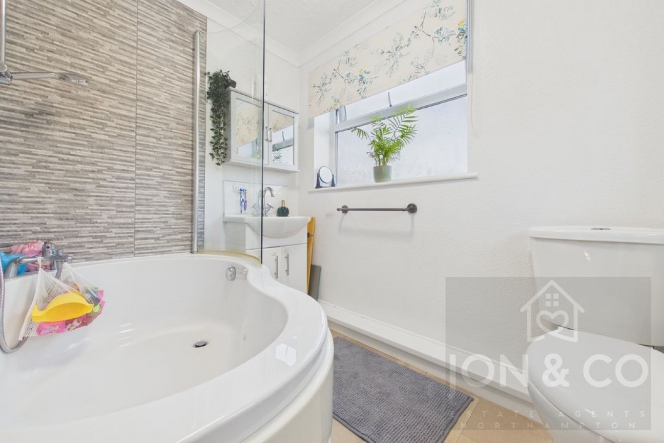 Reynard Way | Kingsthorpe | NN2