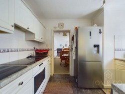 Broadmead Avenue | Northampton | NN3