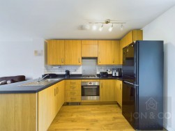 Spring Close | Moulton | NN3