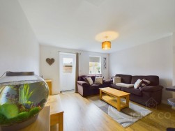 Spring Close | Moulton | NN3