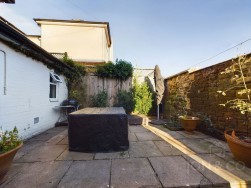 High Street | Spratton | NN6