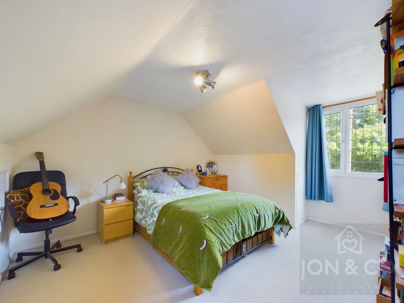Park View, Moulton, NN3