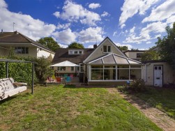 Park View, Moulton, NN3