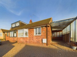 Wentworth Way | Links View | NN2