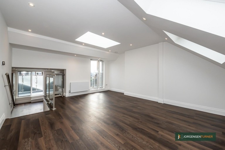 Collingbourne Road, Shepherds Bush,W12