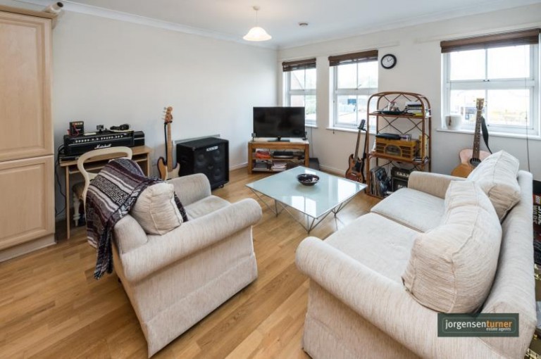 Aspen Court, Horn Lane, London, W3