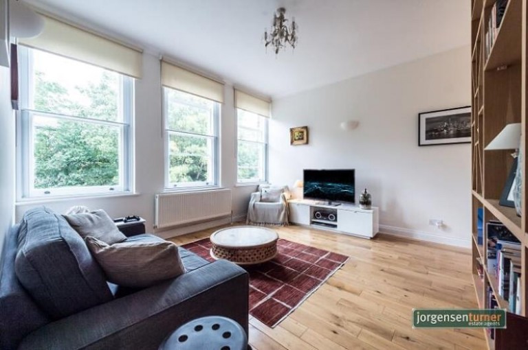 Brondesbury Villas, Queens Park