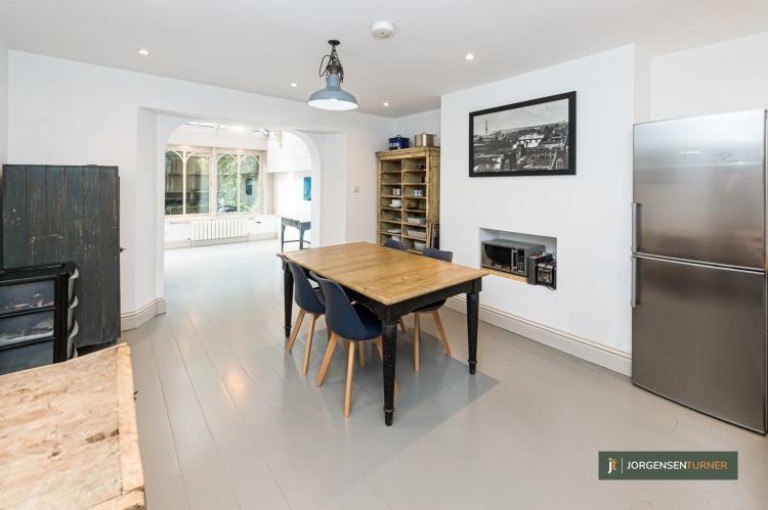 Bolingbroke Road, Brook Green, W14