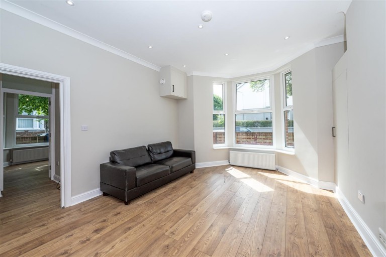 Allison Road, Acton, W3