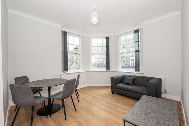 Lanark Mansions, Shepherds Bush, W12