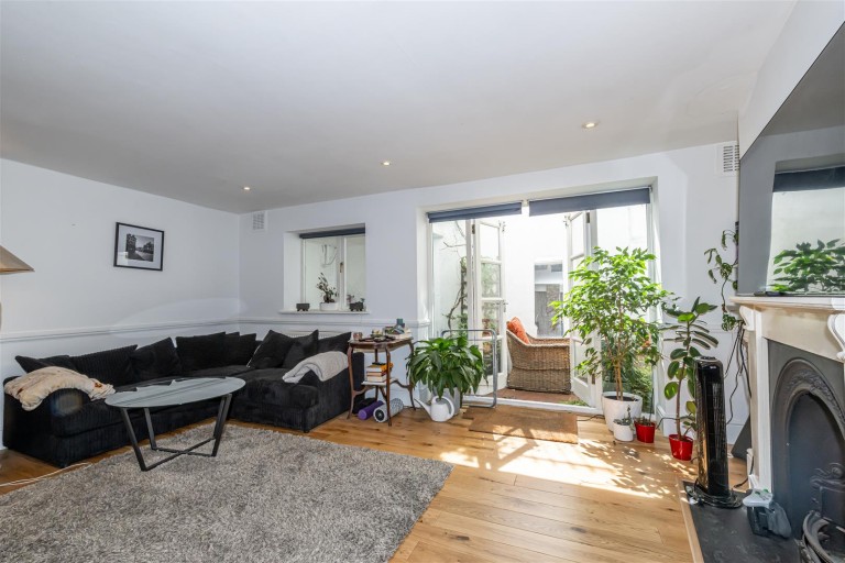 Percy Road, Shepherds Bush, W12
