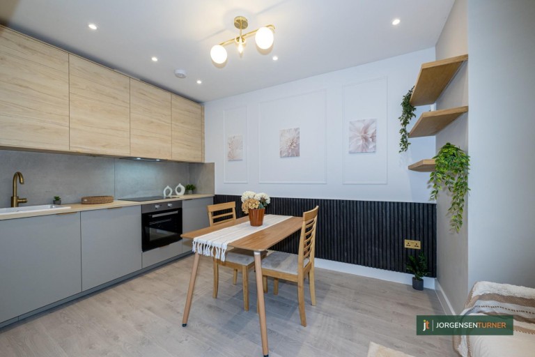 Ellingham Road, Shepherds Bush, W12