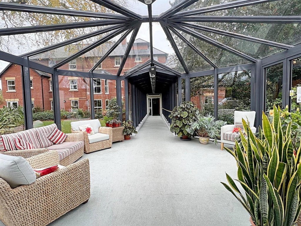Wilton Court, Southbank Road, Kenilworth