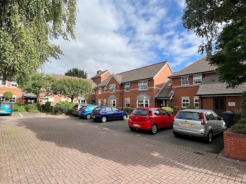 Moorlands Lodge, Moorlands Avenue, Kenilworth