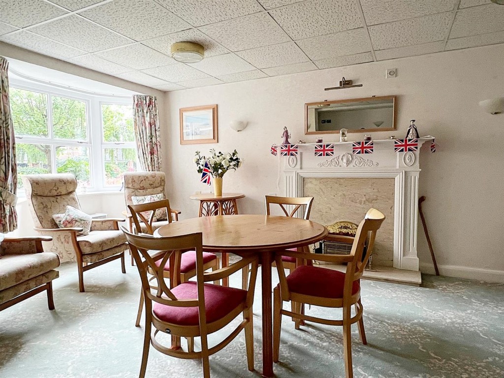 Moorlands Lodge, Moorlands Avenue, Kenilworth