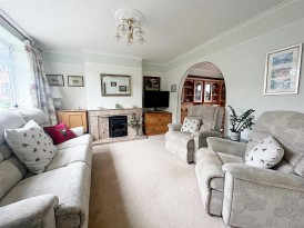 Leagh Close, Kenilworth
