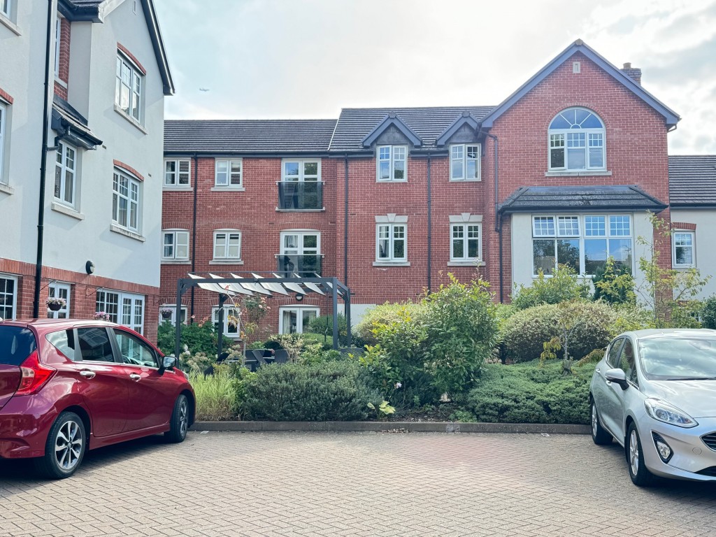 Finham Court, Waverley Road, Kenilworth