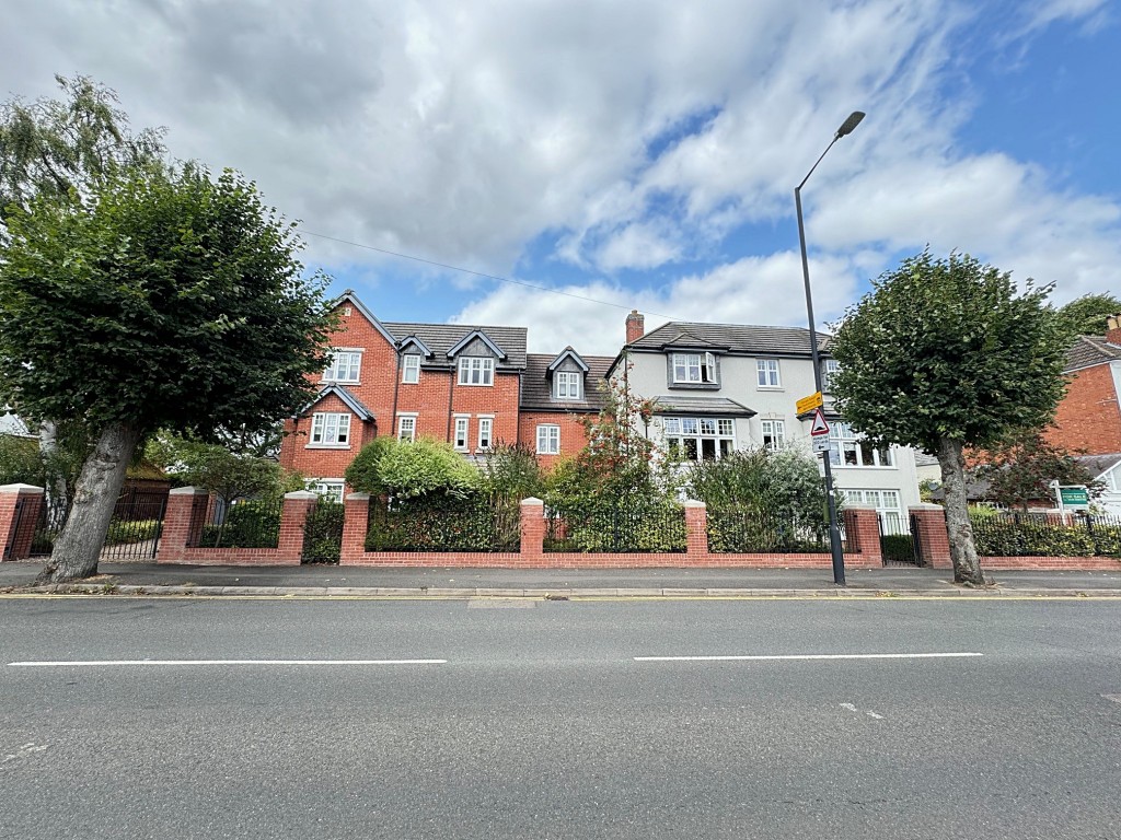 Finham Court, Waverley Road, Kenilworth