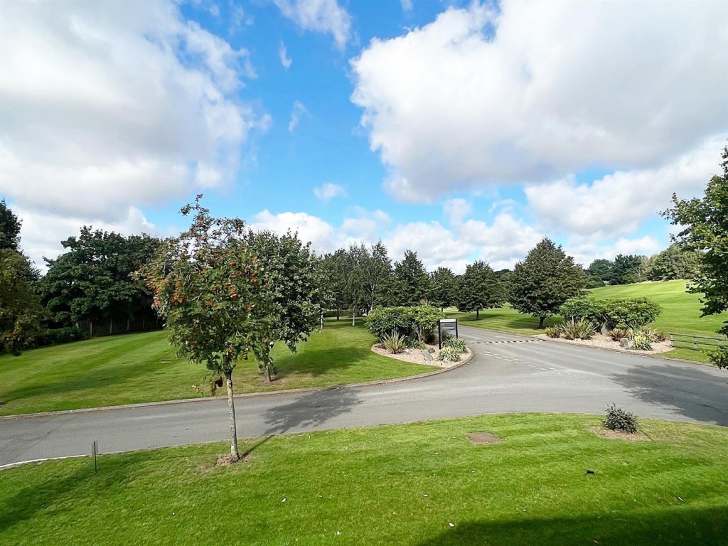The Cedars, Warwick Road, Leek Wootton