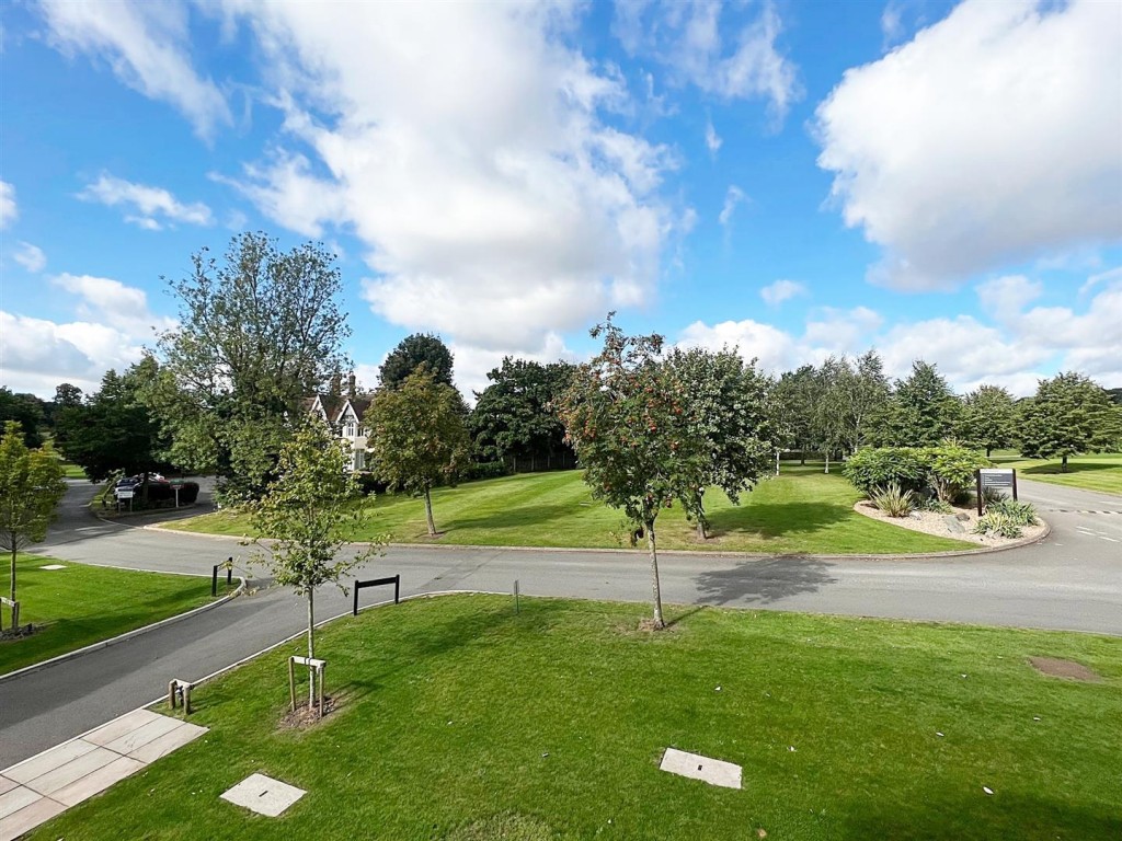 The Cedars, Warwick Road, Leek Wootton