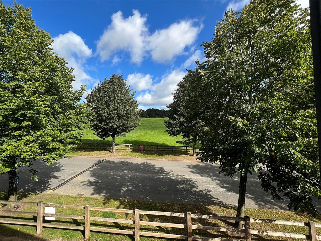 The Cedars, Warwick Road, Leek Wootton