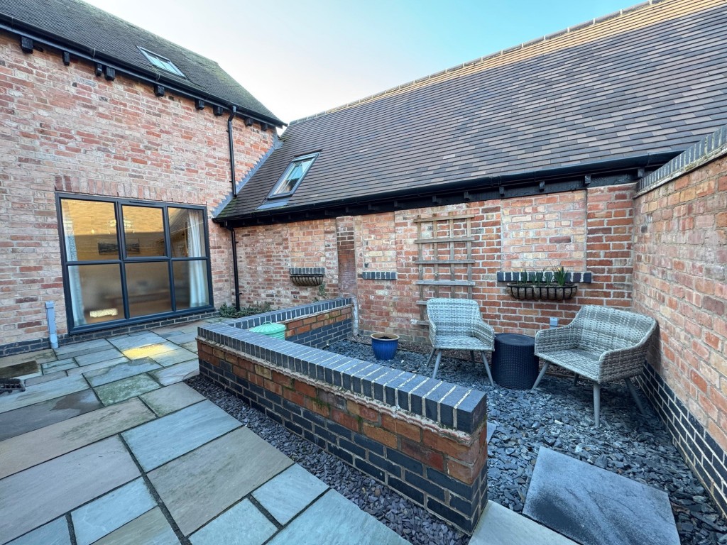 Priory Road, Wolston