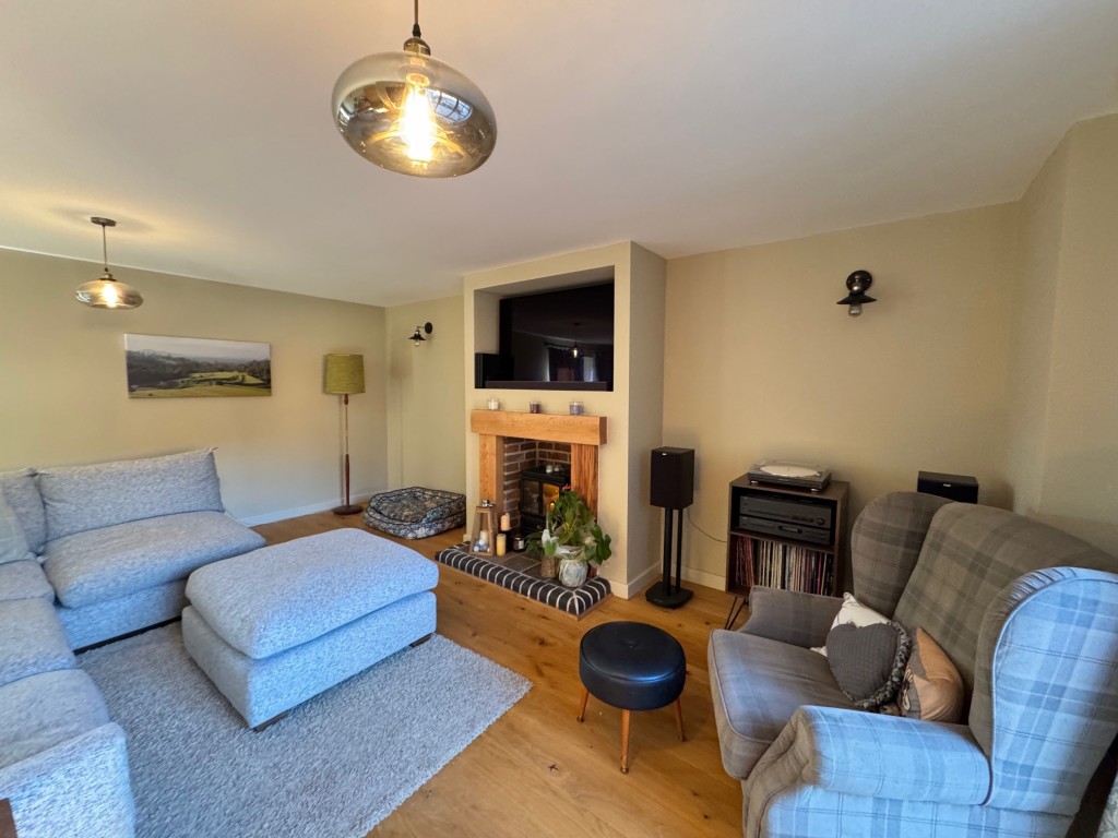 Priory Road, Wolston