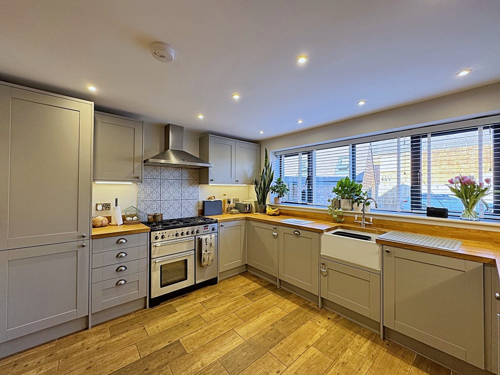 Priory Road, Wolston