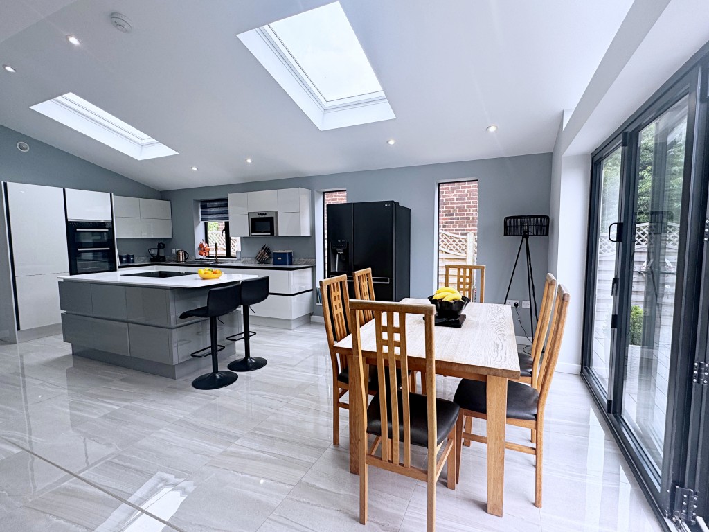 Castle Road, Kenilworth