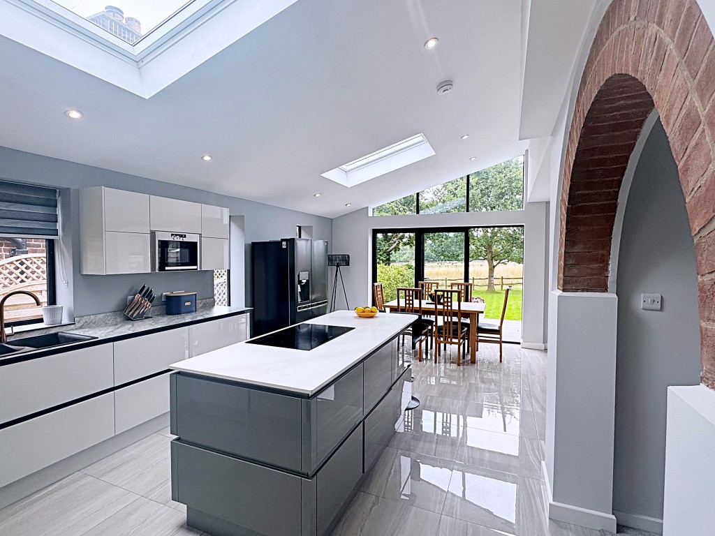 Castle Road, Kenilworth