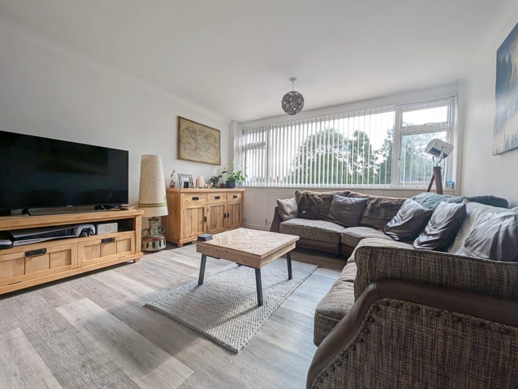 Alpine Court, Kenilworth