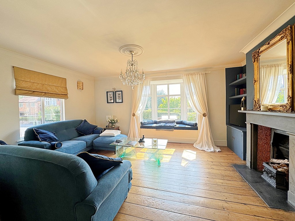 Castle Grove, Kenilworth