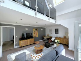 Fennyland Lane, Kenilworth