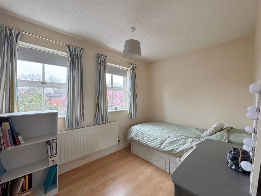 Swift Close, Kenilworth