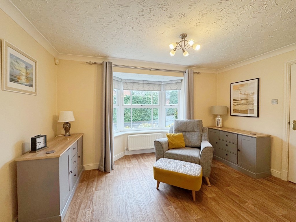 Swift Close, Kenilworth