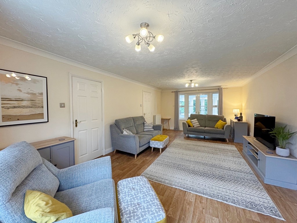 Swift Close, Kenilworth