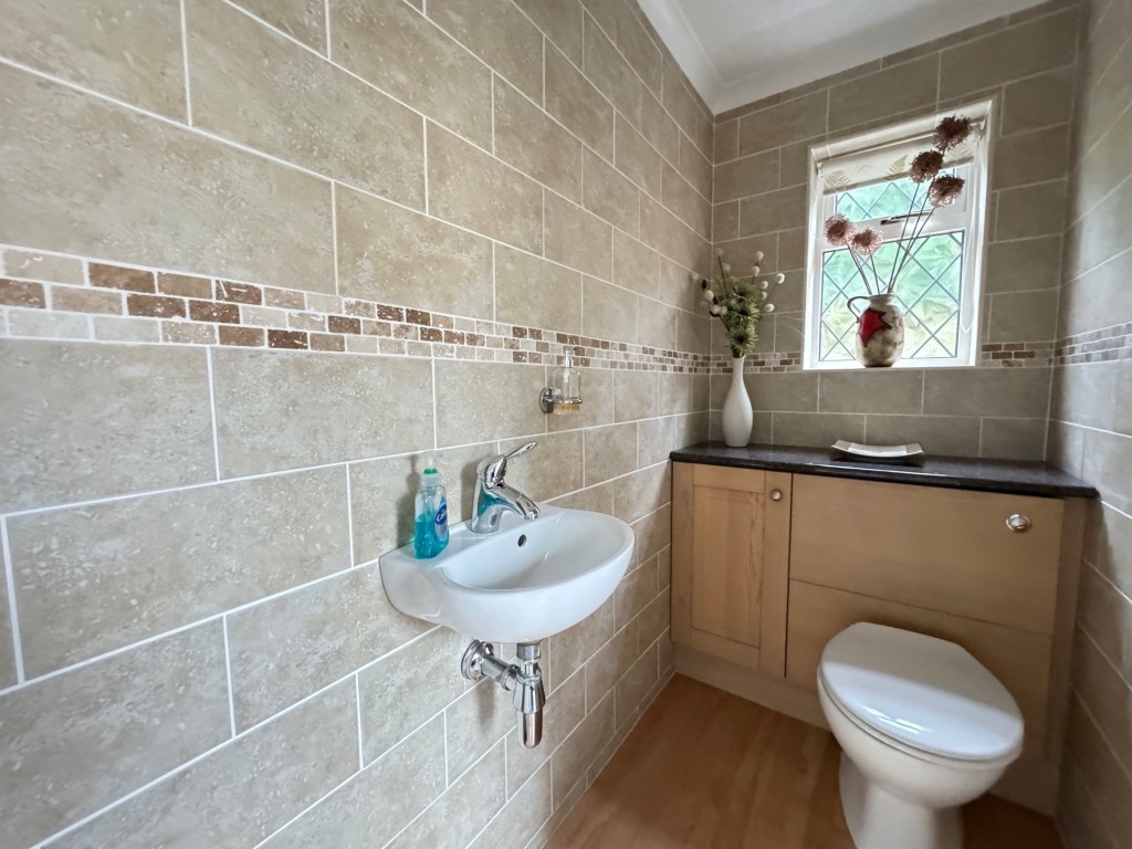 Thirlestane Close, Kenilworth