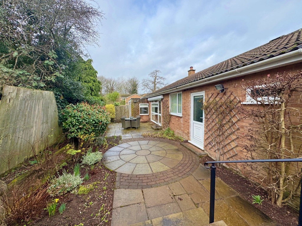 Elizabeth Way, Kenilworth