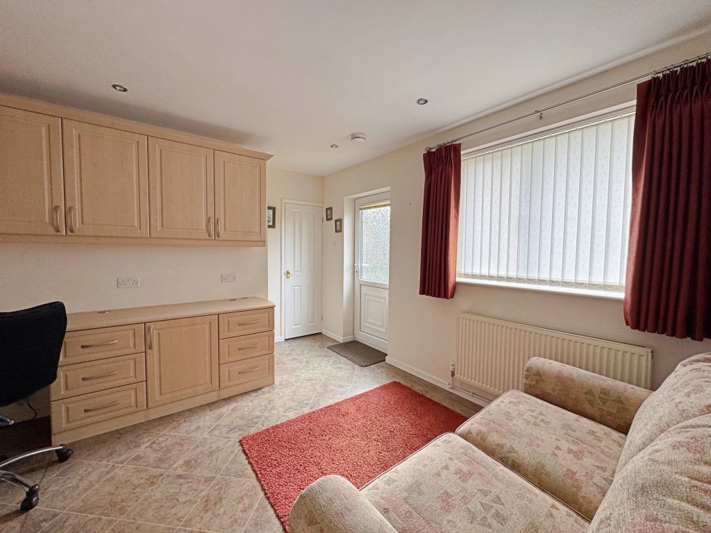 Elizabeth Way, Kenilworth