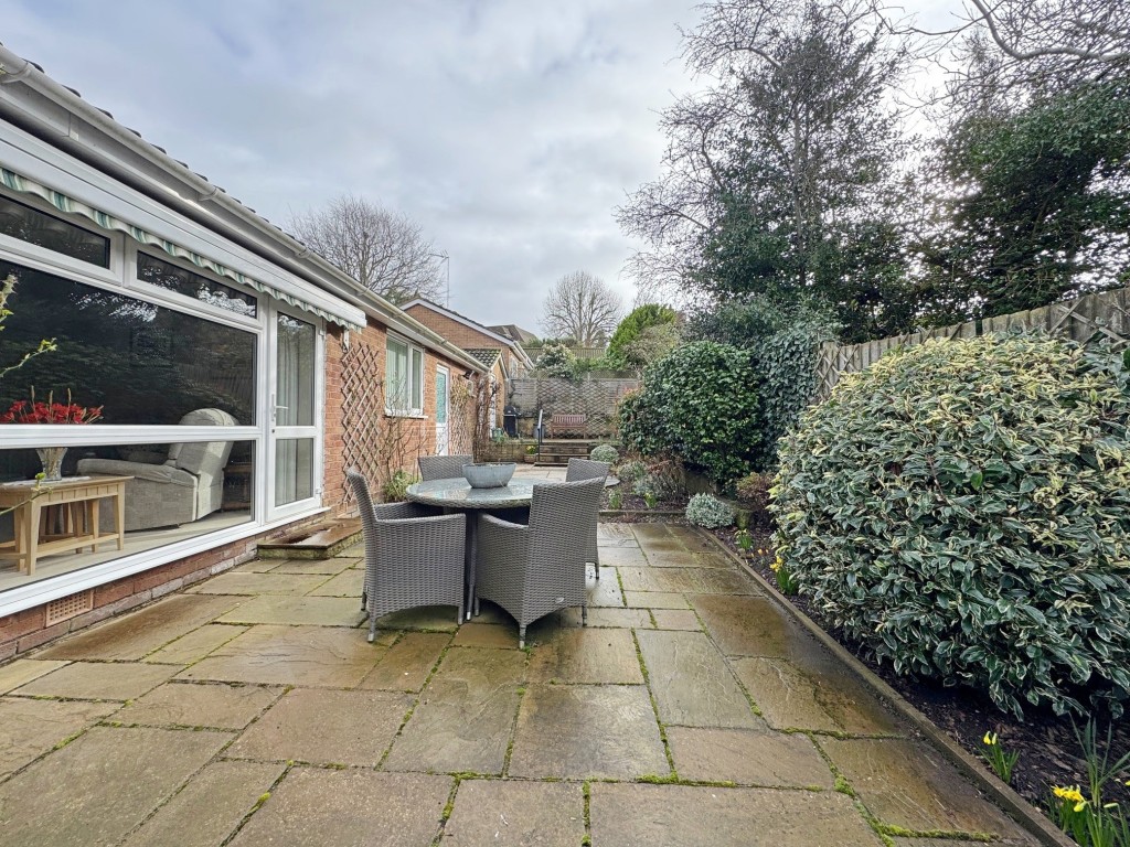 Elizabeth Way, Kenilworth