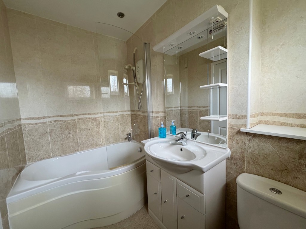 Elizabeth Way, Kenilworth