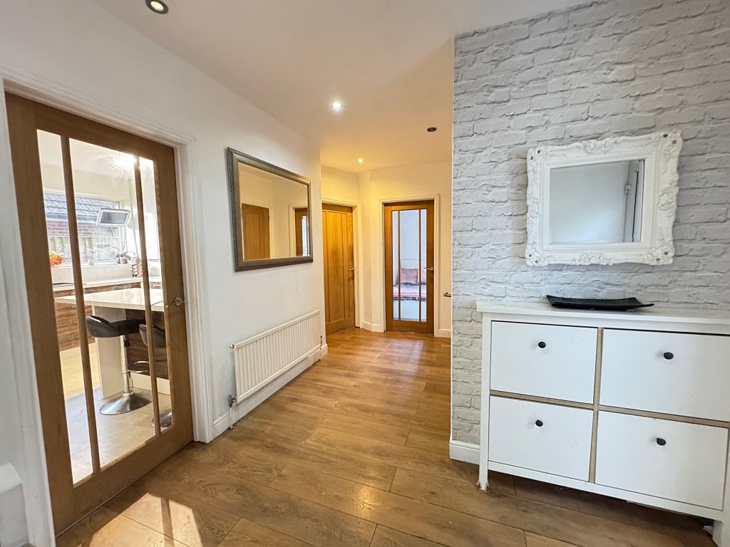 Glebe Crescent, Kenilworth