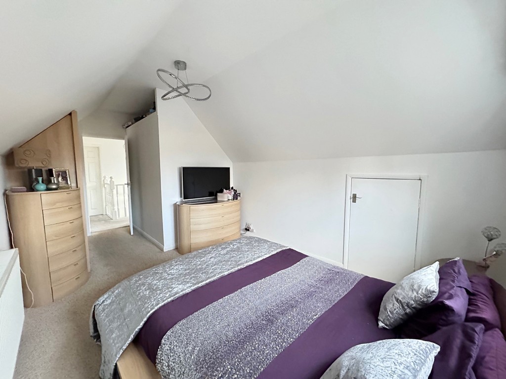 Glebe Crescent, Kenilworth