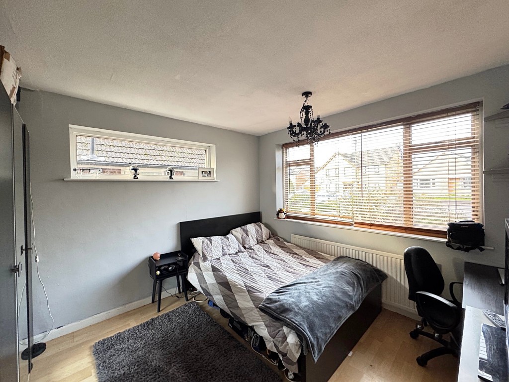Glebe Crescent, Kenilworth