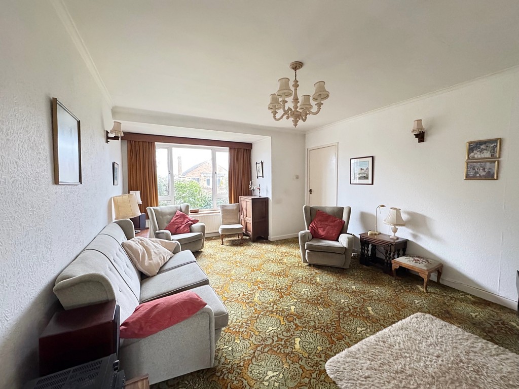 Blackthorn Road, Kenilworth